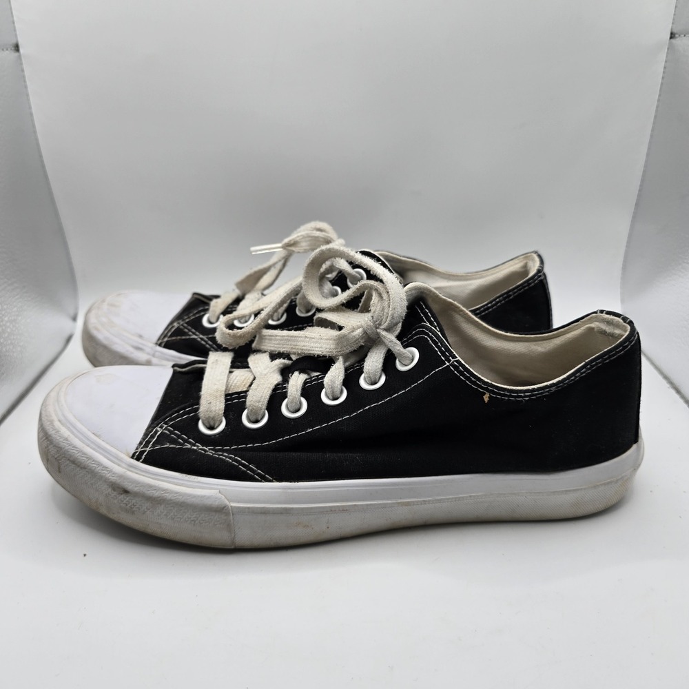 Women's Size 9 Canvas Low Top Sneakers Black White Lace Up Casual Shoes